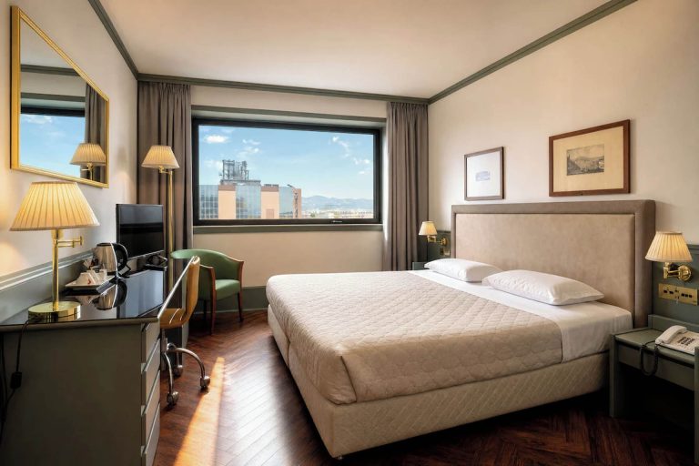 A double room with a view at Hotel Catullo